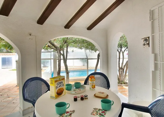 Rotas Ea By Carlosferien Villa *